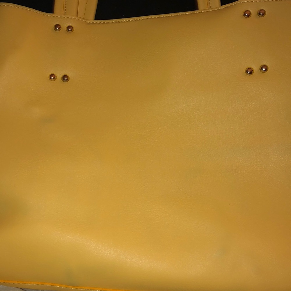 Handbag - Picture 5 of 8